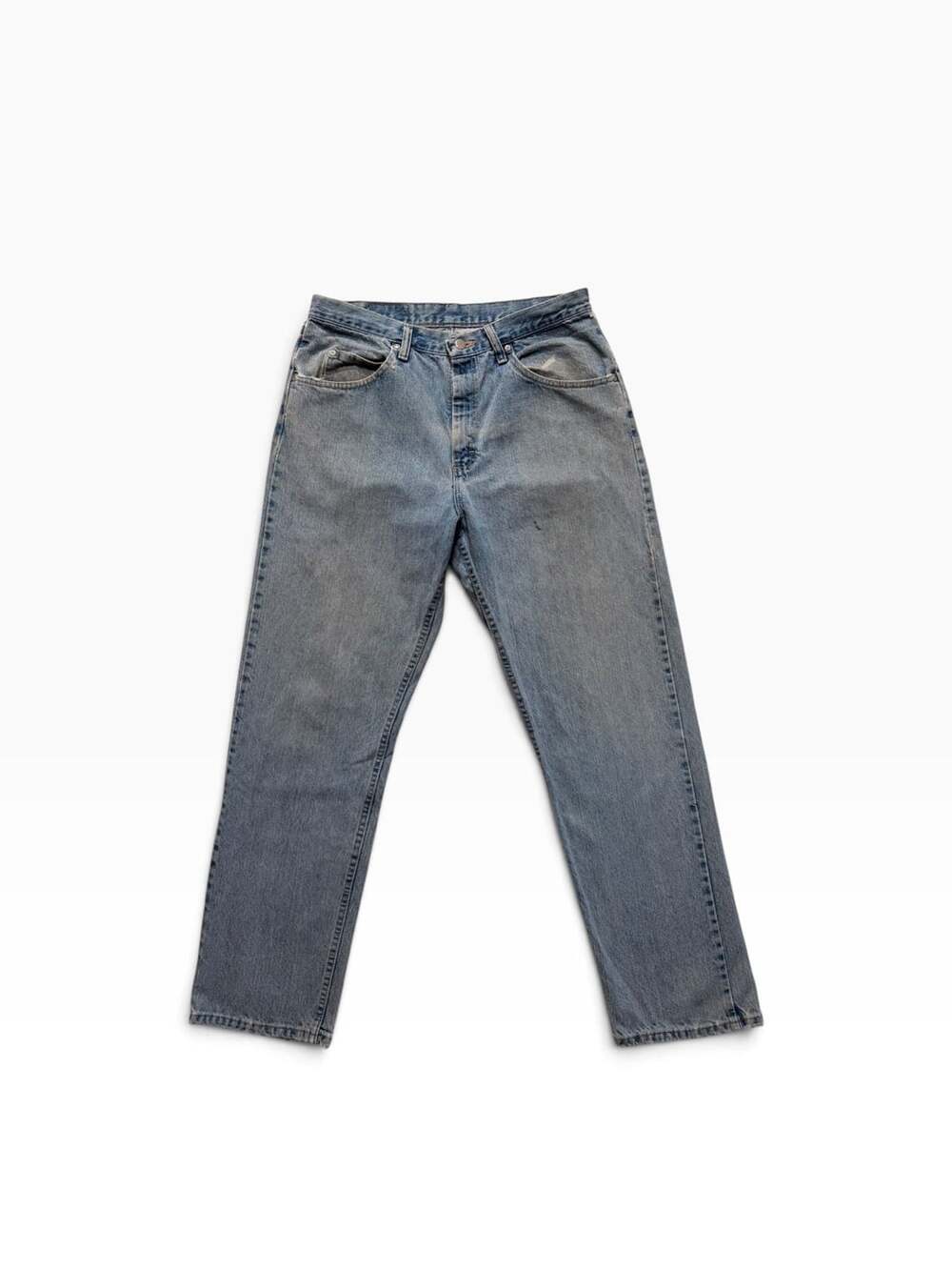 Wrangler Relaxed Fit Light Wash Denim Jeans 33x32
